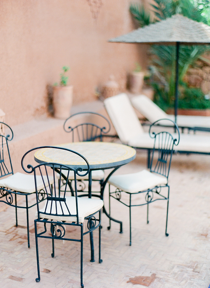 Poolside hotel details in Morocco by Laura Ivanova Photography
