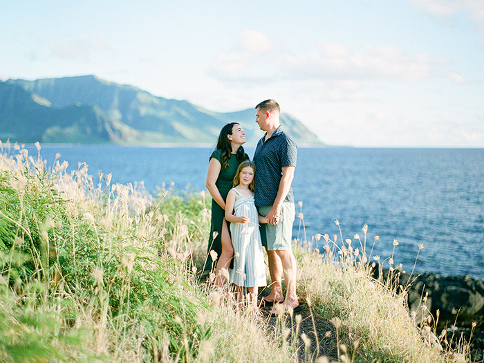 Oahu, Hawaii family session by film photographer, Laura Ivanova