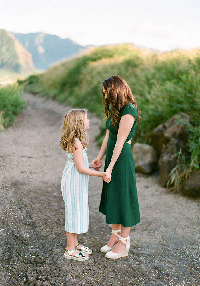 Mother + Daughter film session at Ka'ena Point by Laura Ivanova Photography