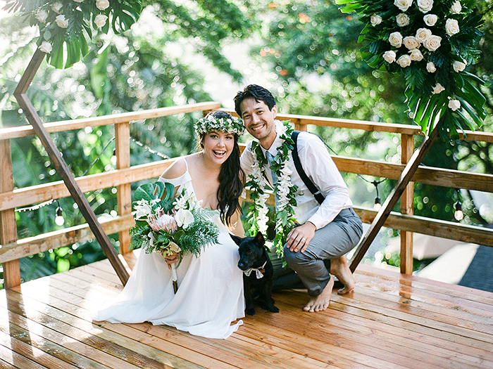 Hawaii Bride & Groom by photographer, Laura Ivanova