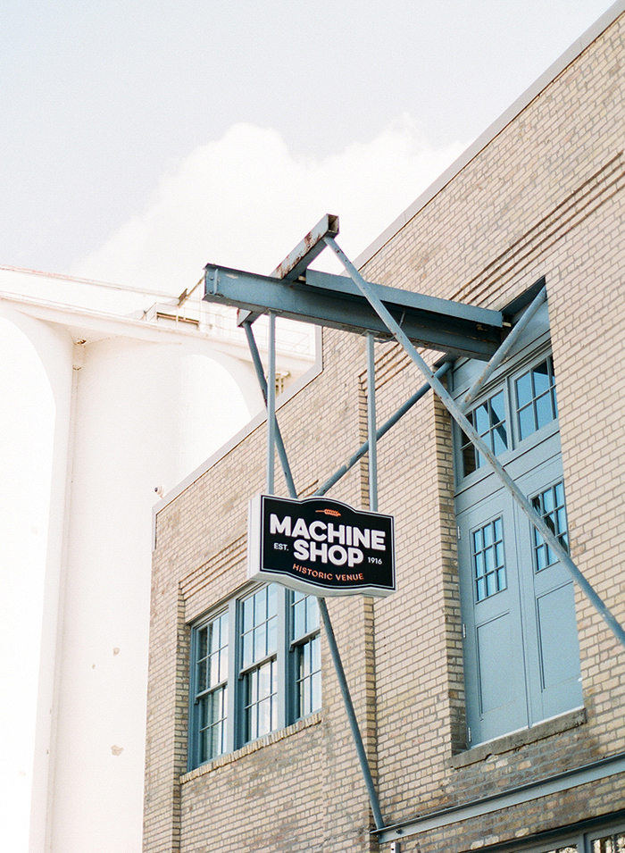 Machine Shop Wedding, Minneapolis, Minnesota | Laura Ivanova Photography