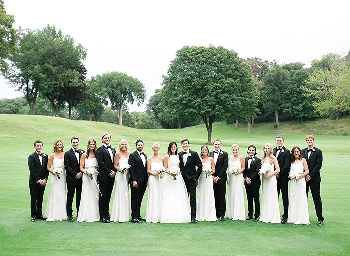 Classic, Minneapolis Wedding by photographer Laura Ivanova