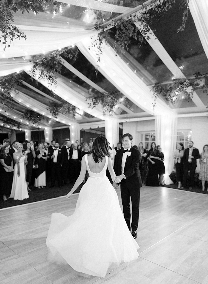 White wedding at Woodhill Country Club by film photographer, Laura Ivanova
