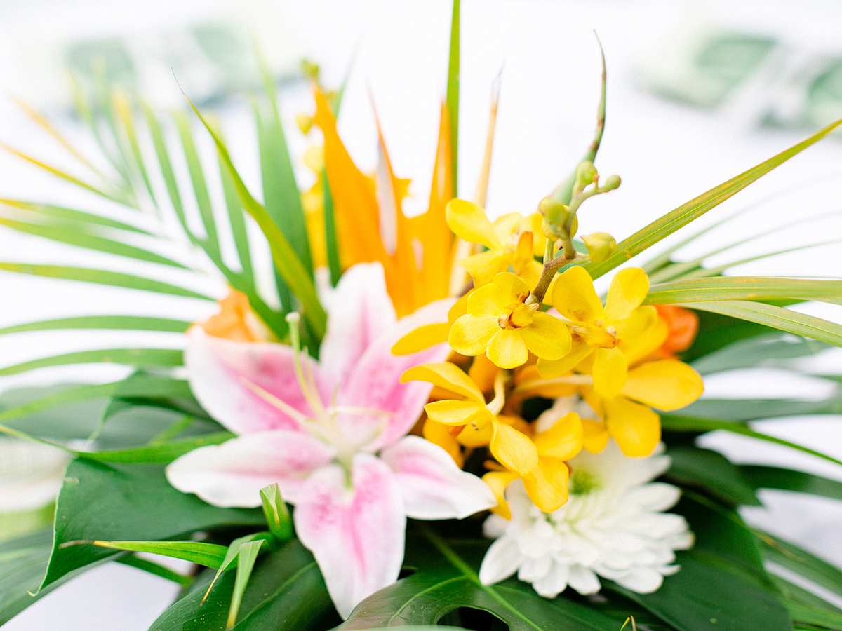 Tropical wedding florals, by Kualoa Ranch Wedding Photographer, Laura Ivanova