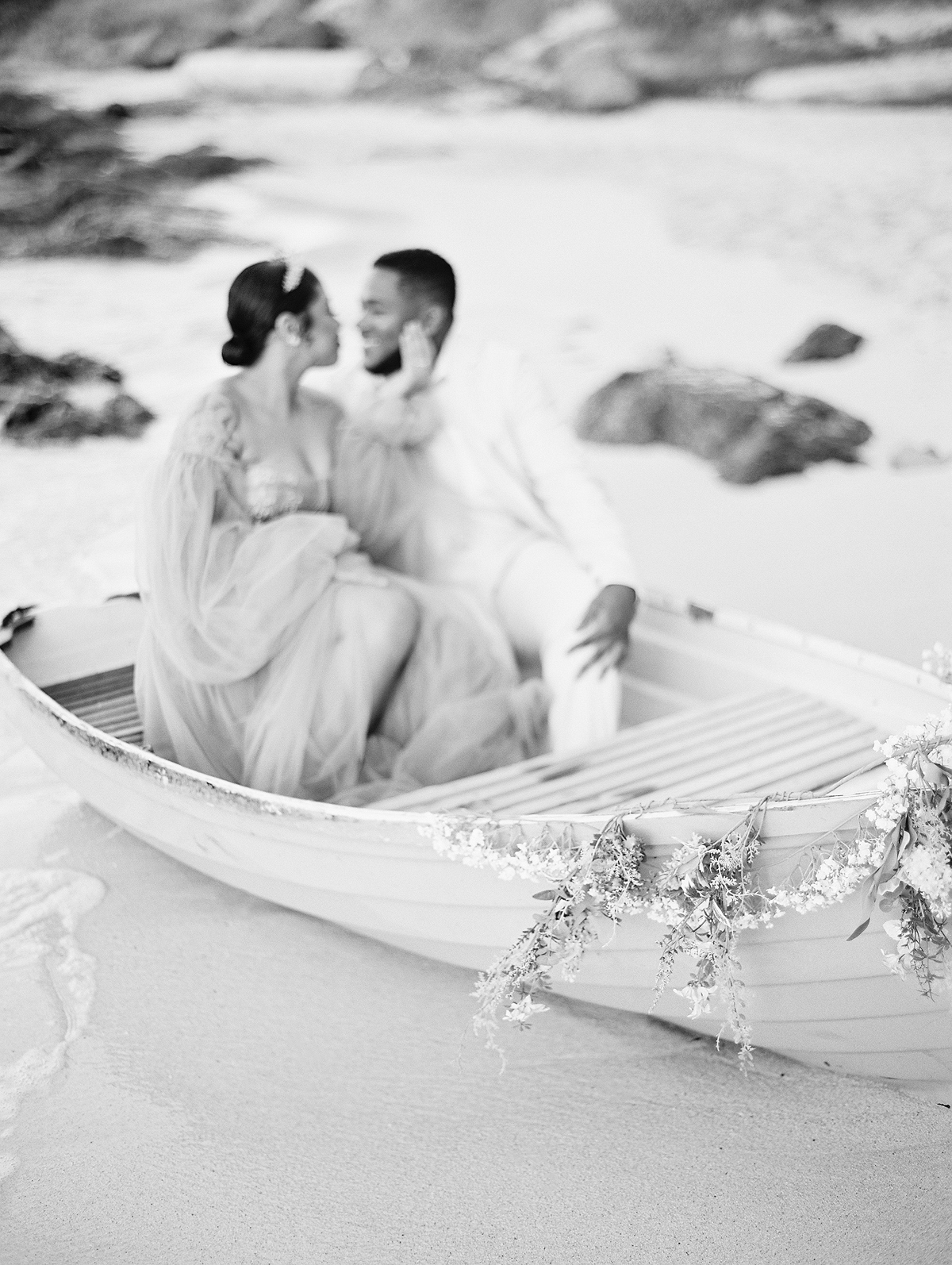 Hawaii elopement in Kailua by film photographer, Laura Ivanova