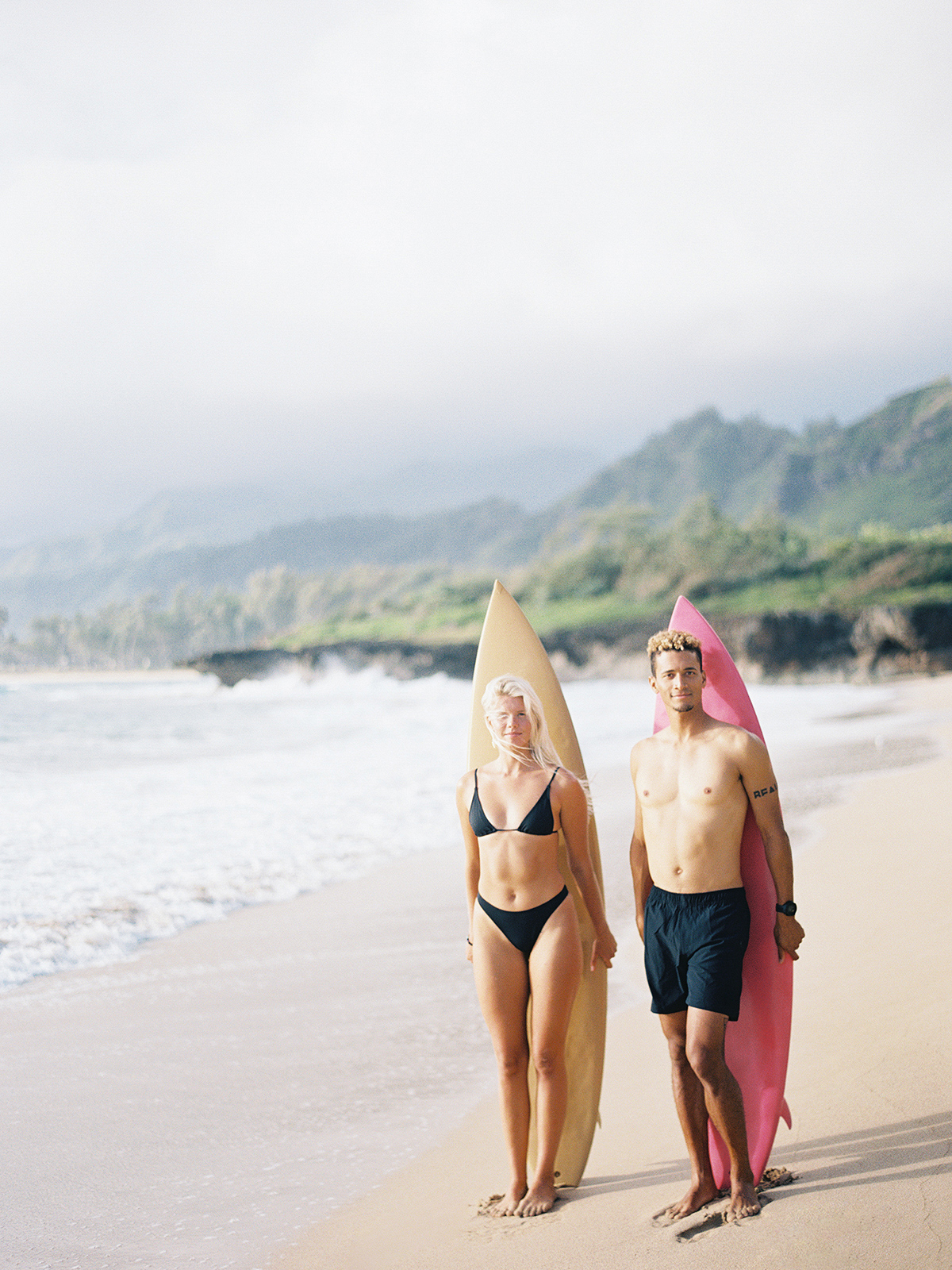 Laie surf session by Hawaii couples photographer, Laura Ivanova