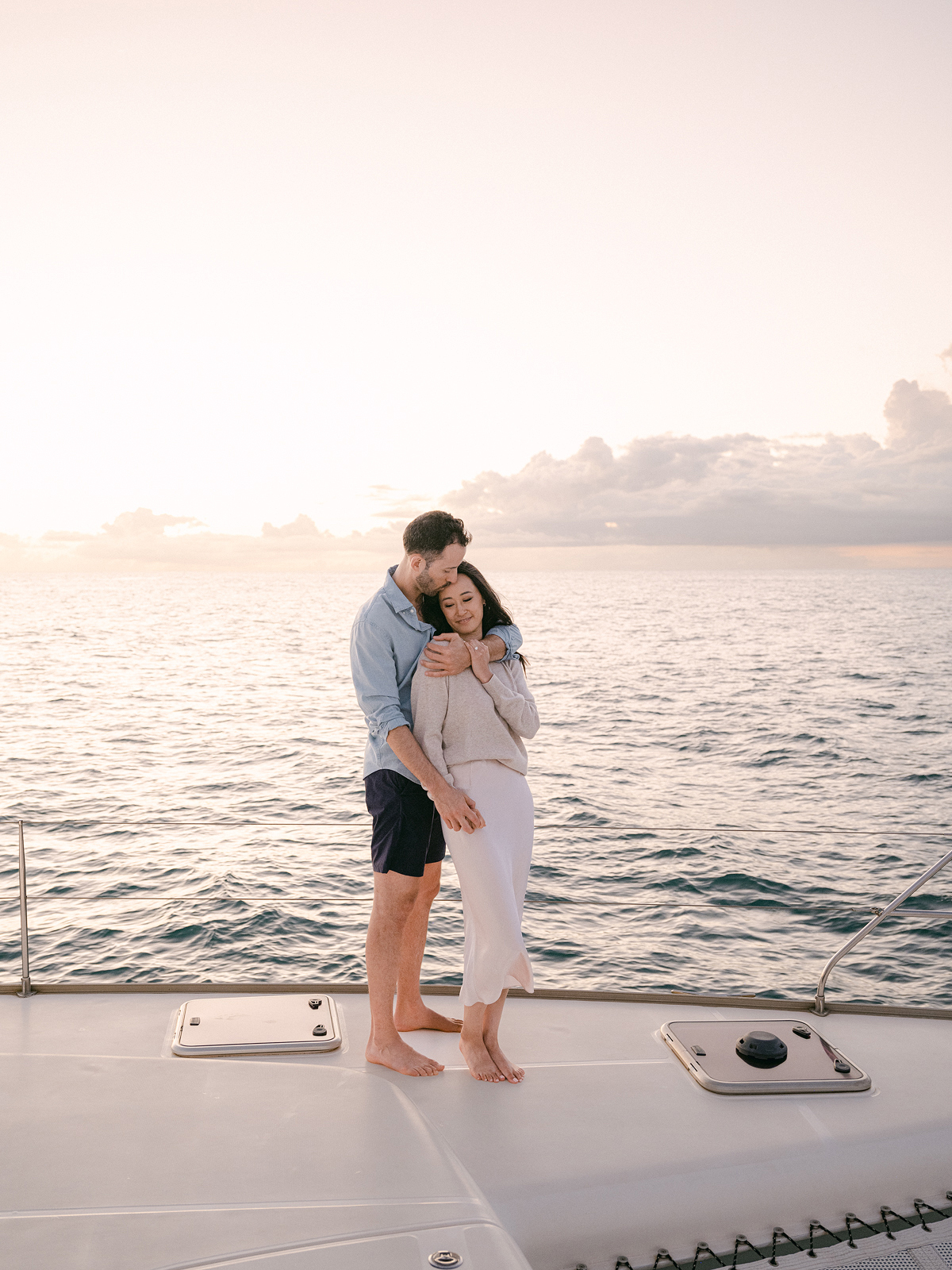hawaii couples photography on film by Laura Ivanova