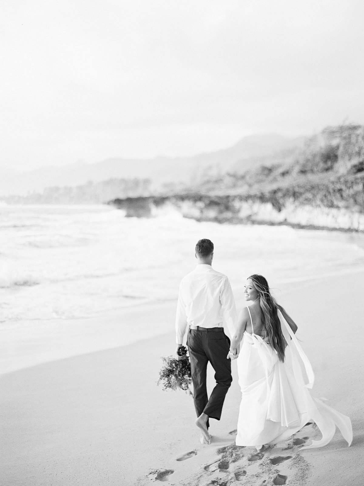 Hawaii destination wedding on film by Laura Ivanova