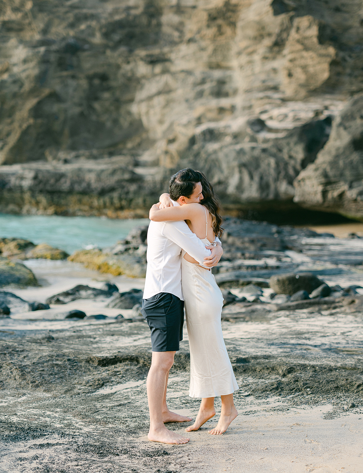 Hawaii proposal photographer | How to propose in Hawaii by Laura Ivanova Photography