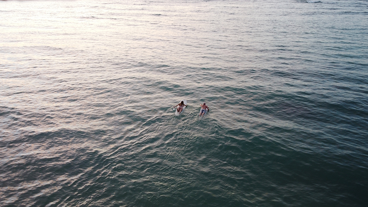 north shore surf photography by film photographer, Laura Ivanova