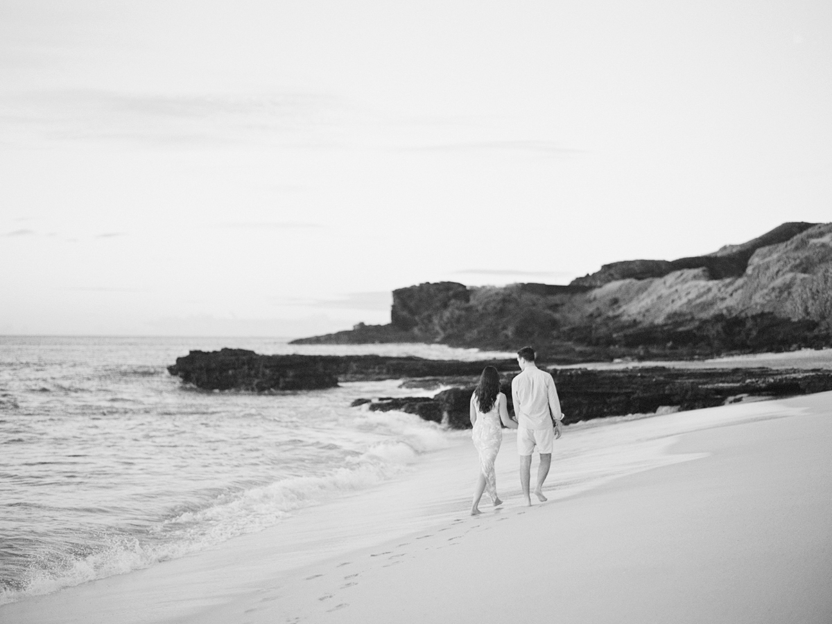 sunrise engagement session on Oahu on film by Laura Ivanova Photography