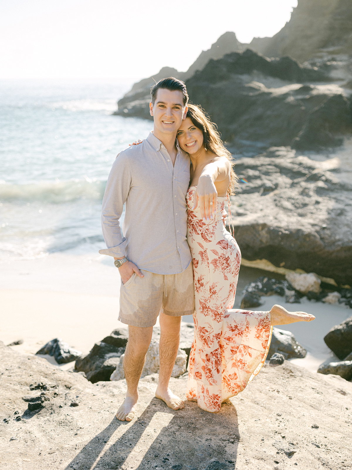 Film couples photographer, Oahu, Hawaii | Laura Ivanova Photography