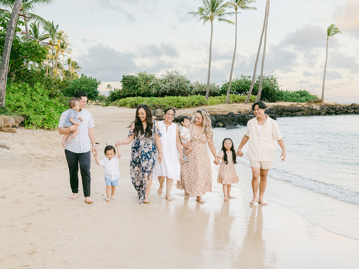 Oahu, Hawaii family session by film & digital photographer, Laura Ivanova