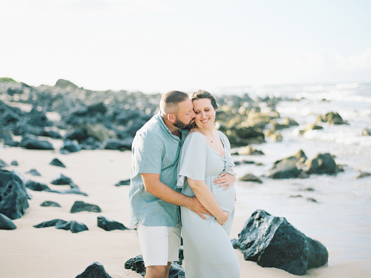 Oahu maternity photography session on film by photographer, Laura Ivanova