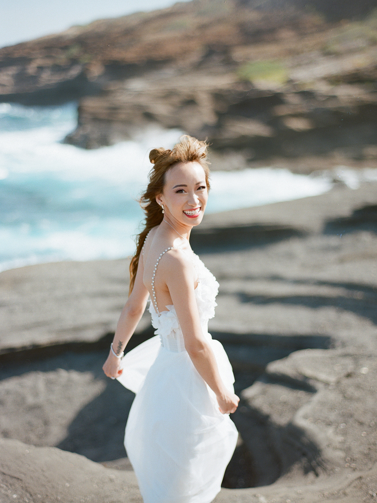 Intimate Oahu wedding on film by Laura Ivanova Photography