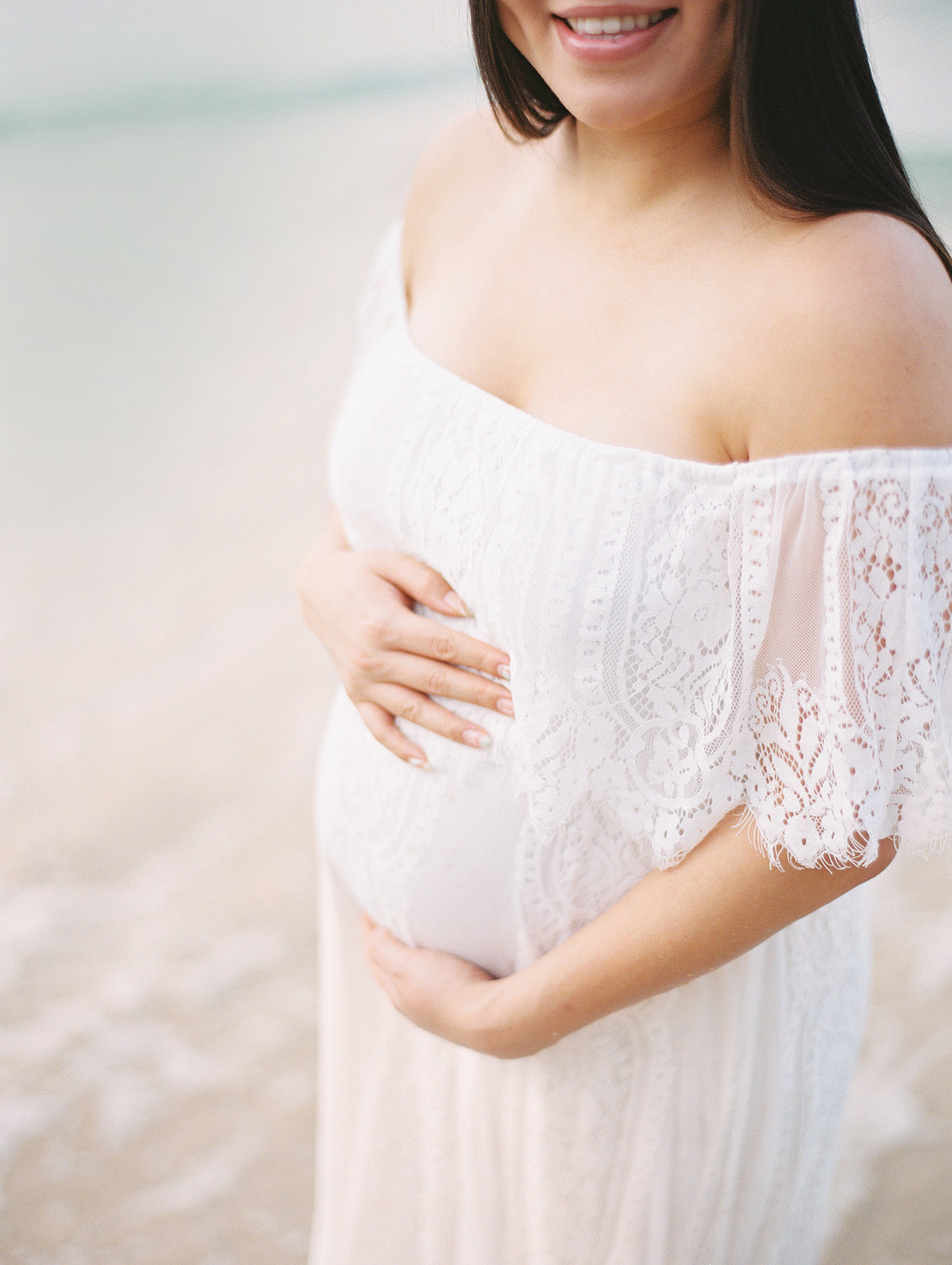 Waikiki maternity session on film by Hawaii photographer, Laura Ivanova