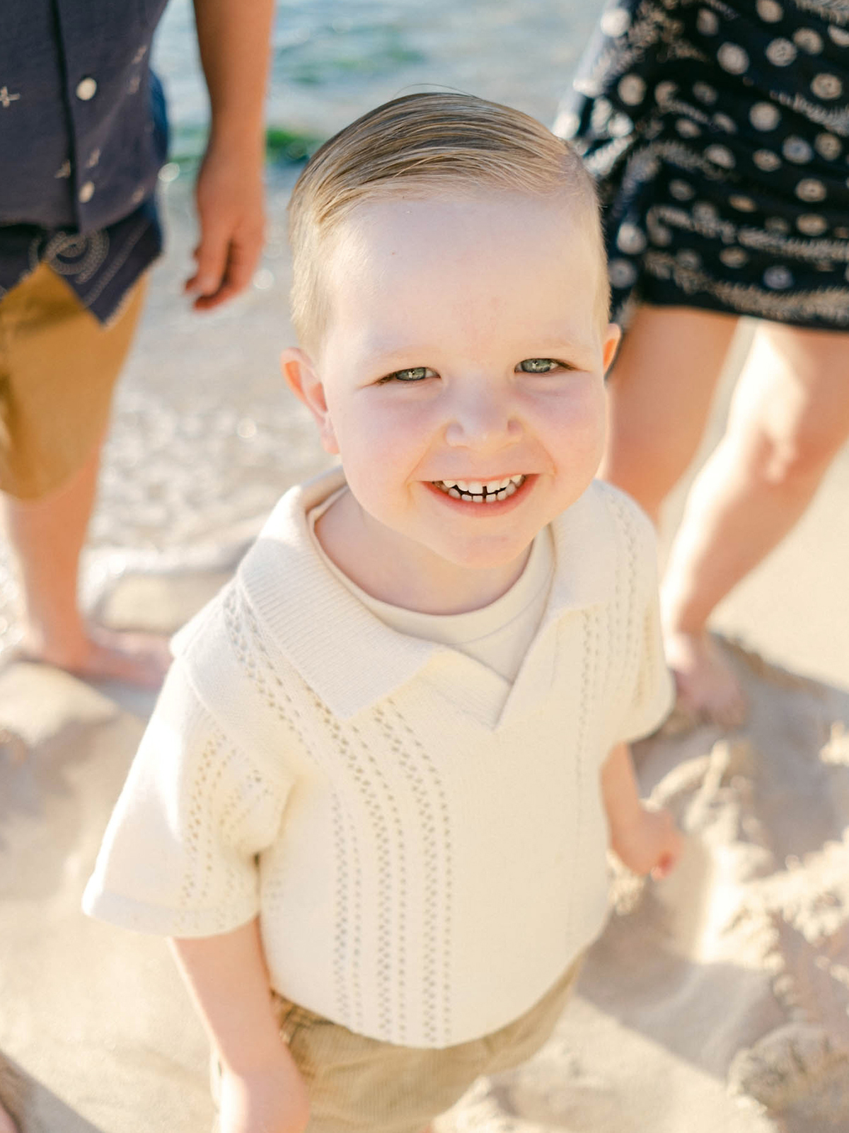 Four Season family photography on Oahu, Hawaii by Laura Ivanova Photography