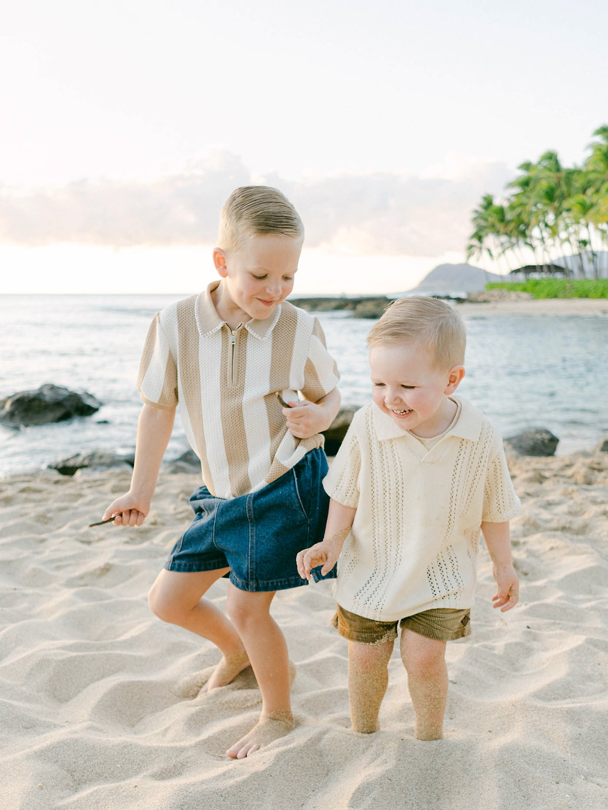 Sunset photography session on Oahu's west side.