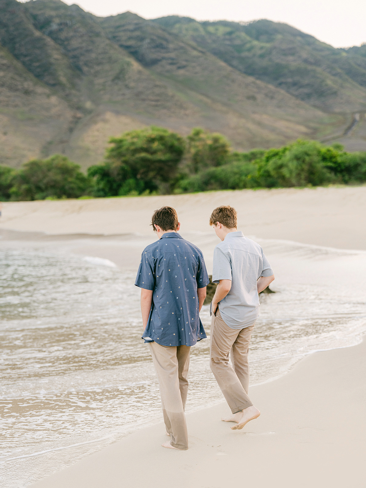 Oahu family photographer, Makua Beach