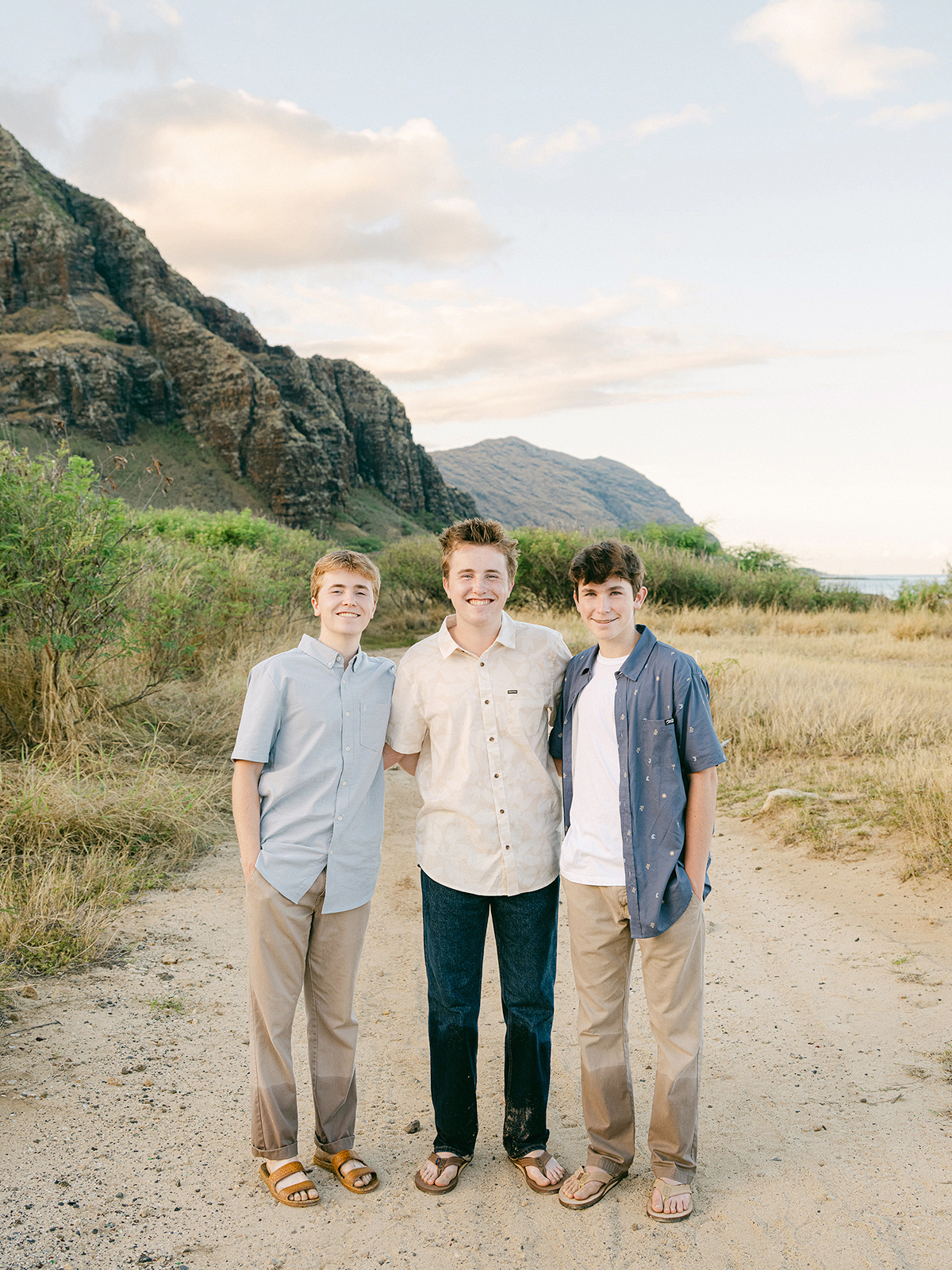 Oahu family photographer, Makua Beach